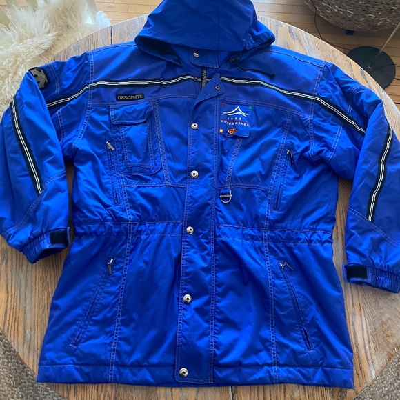 DESCENTE gorgeous hooded insulated jacket/ML - Picture 2 of 8